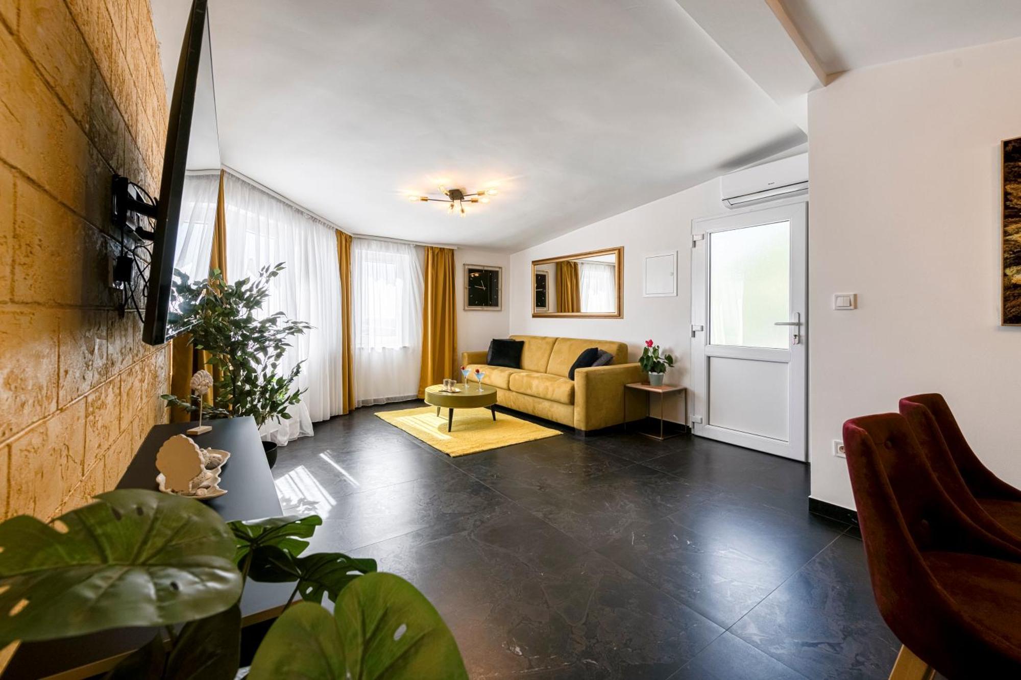 Apartments Nia Deluxe & Elegance 杜布罗夫尼克 外观 照片